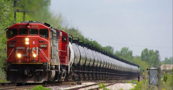 CN-rail-oil-transport