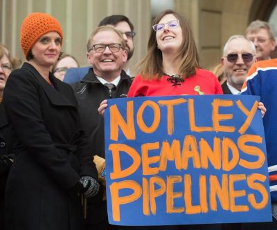 Notley-demands-pipelines-apr18