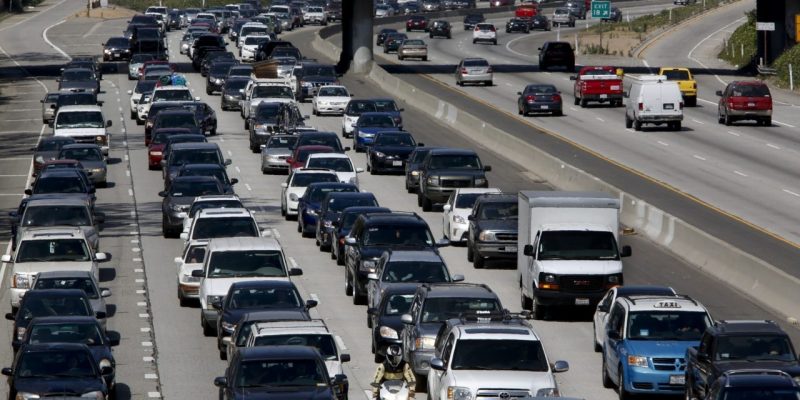 US-fuel-economy-vehicles-cars-traffic