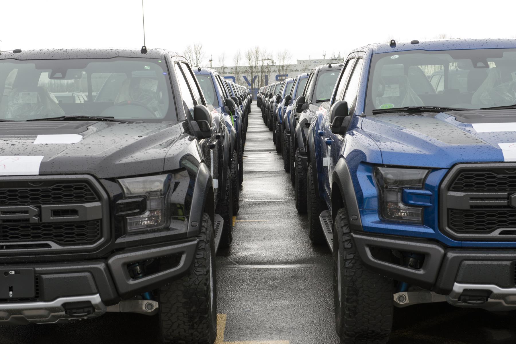 Canadian truck sales
